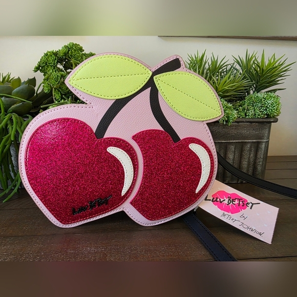 Betsey Johnson NWT Cherry Crossbody Glitter Bag - Picture 4 of 9